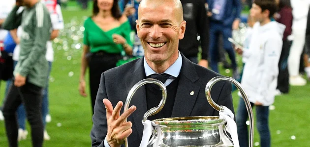 زيدان يلمّح إلى عودته القريبة للتدريب ويثير التكهنات حول وجهته القادمة